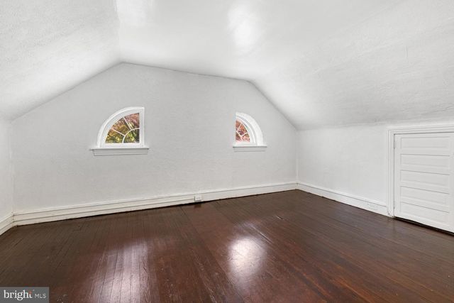 825 E HAINES ST, Philadelphia, PA 19138