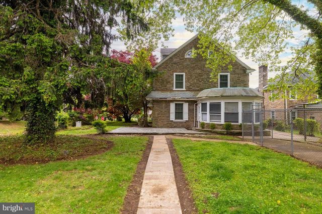 825 E HAINES ST, Philadelphia, PA 19138