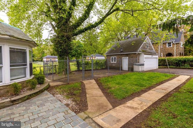 825 E HAINES ST, Philadelphia, PA 19138
