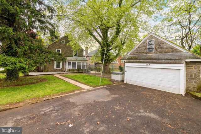 825 E HAINES ST, Philadelphia, PA 19138