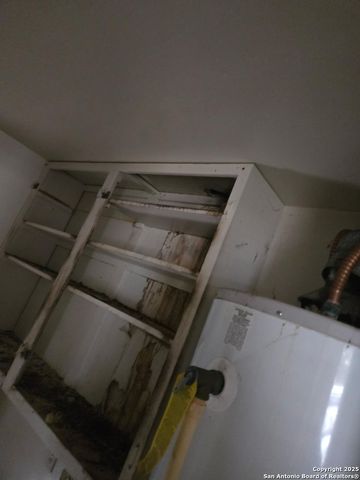 105 N Moss, Seguin, TX 78155