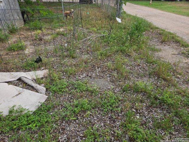 105 N Moss, Seguin, TX 78155