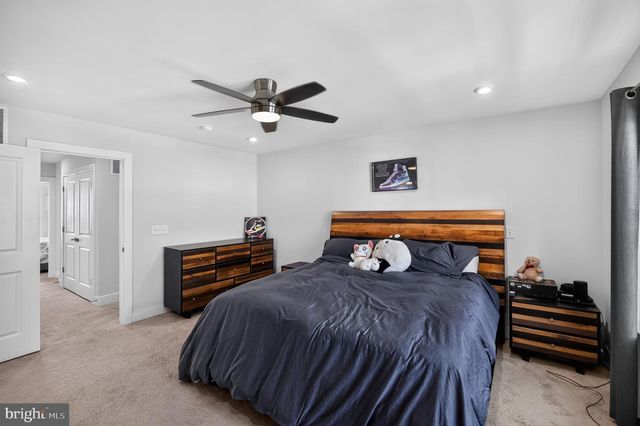 17768 KINGFISHER ISLE RD, Dumfries, VA 22026
