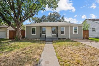 2105 2nd Street, Houston, TX 77547
