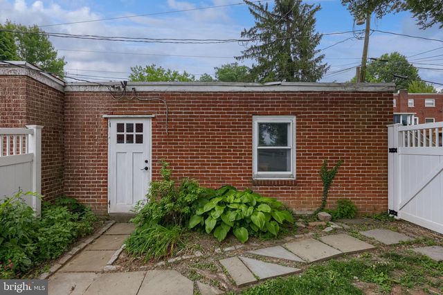 1040 E ORANGE ST, Lancaster, PA 17602
