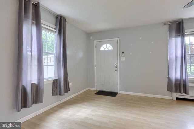 1040 E ORANGE ST, Lancaster, PA 17602