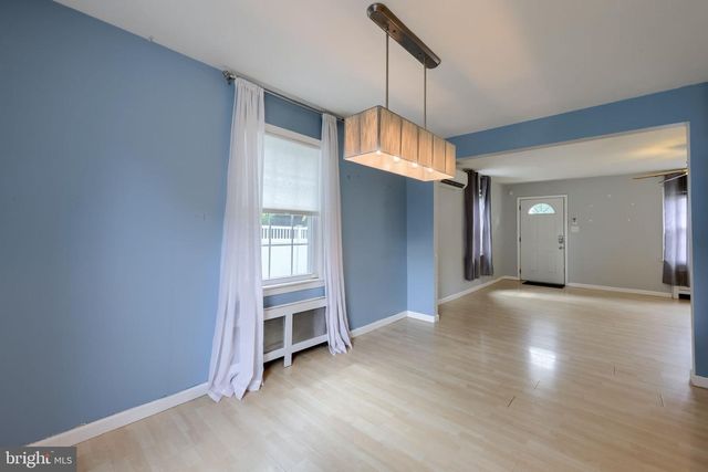 1040 E ORANGE ST, Lancaster, PA 17602