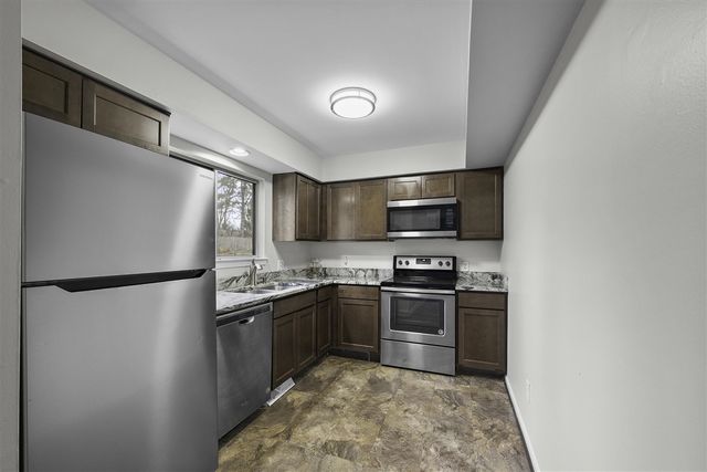 2245 S Commerce Road, Wolverine Lake, MI 48390