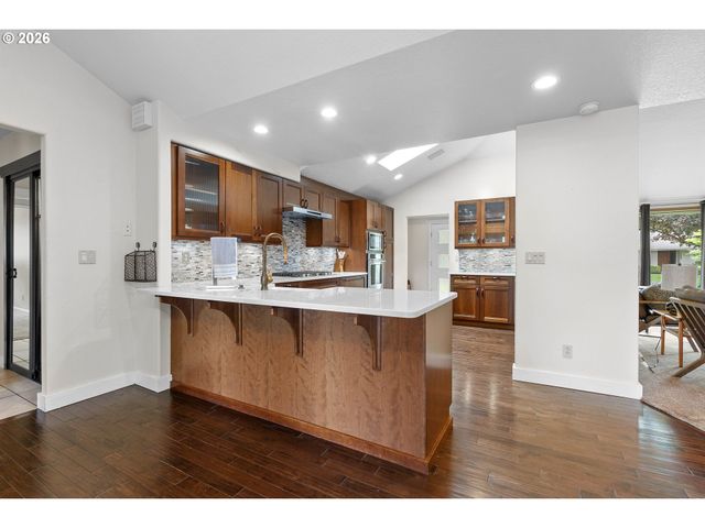 11465 Sw 92ND Ave, Portland, OR 97223