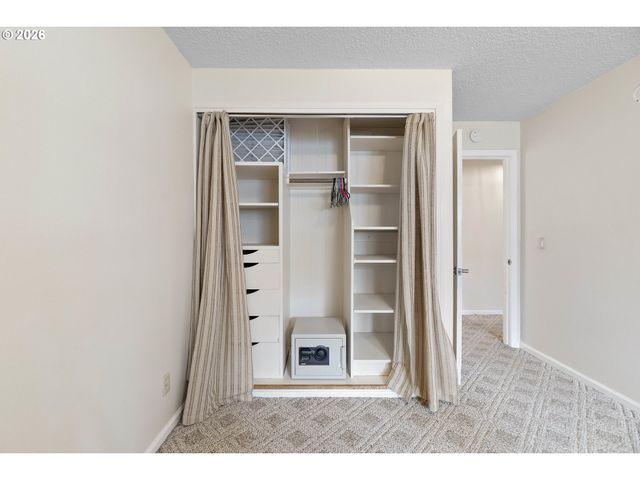 11465 Sw 92ND Ave, Portland, OR 97223