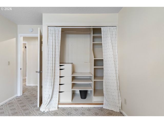 11465 Sw 92ND Ave, Portland, OR 97223
