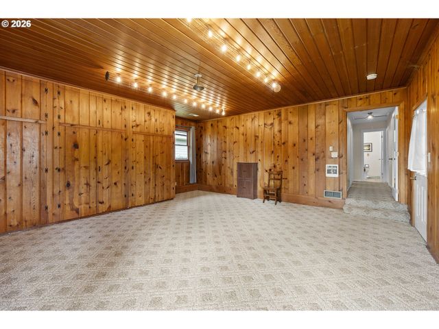 11465 Sw 92ND Ave, Portland, OR 97223