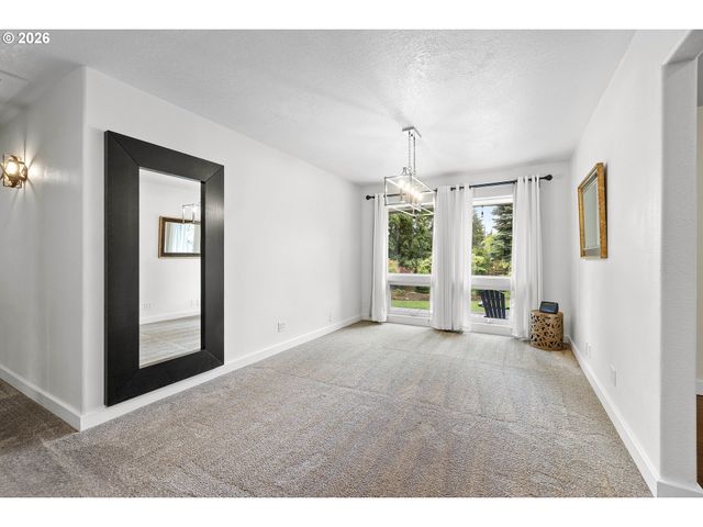 11465 Sw 92ND Ave, Portland, OR 97223
