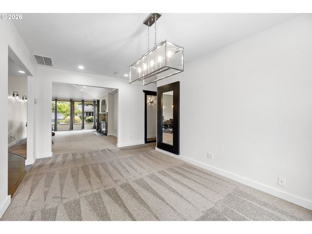 11465 Sw 92ND Ave, Portland, OR 97223