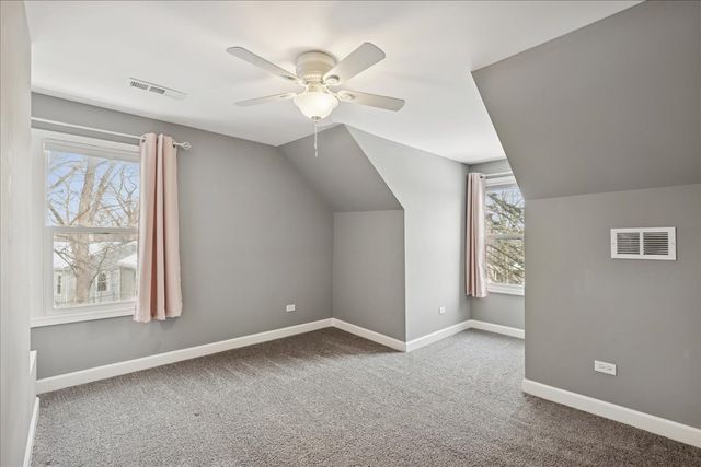 215 Indian Trail, Lake In The Hills, IL 60156