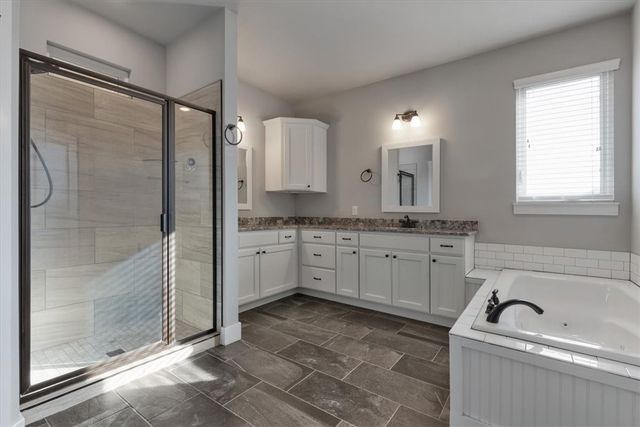 13125 Cunard Street, Fayetteville, AR 72704