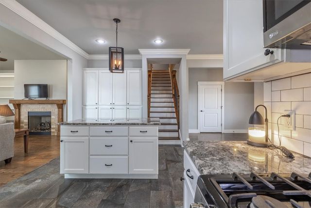 13125 Cunard Street, Fayetteville, AR 72704