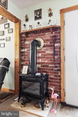 27 MARKET ST, Browns Mills, NJ 08015