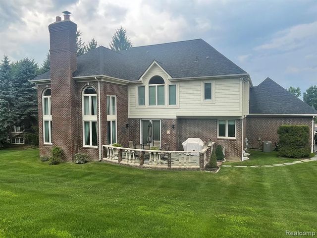4831 Goodison Place Drive, Rochester, MI 48306