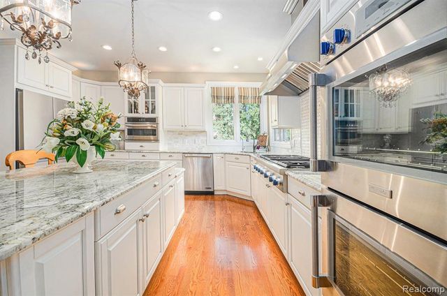 4831 Goodison Place Drive, Rochester, MI 48306