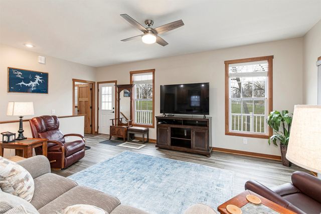 3148 Fairview Place, Ellston, IA 50074
