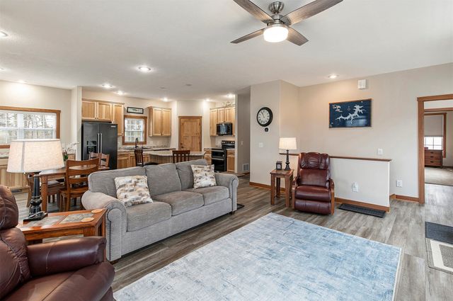 3148 Fairview Place, Ellston, IA 50074