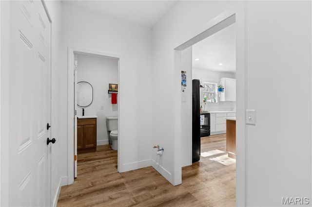 140 Turkey Creek Crossing Drive, Hawk Point, MO 63349