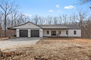 140 Turkey Creek Crossing Drive, Hawk Point, MO 63349