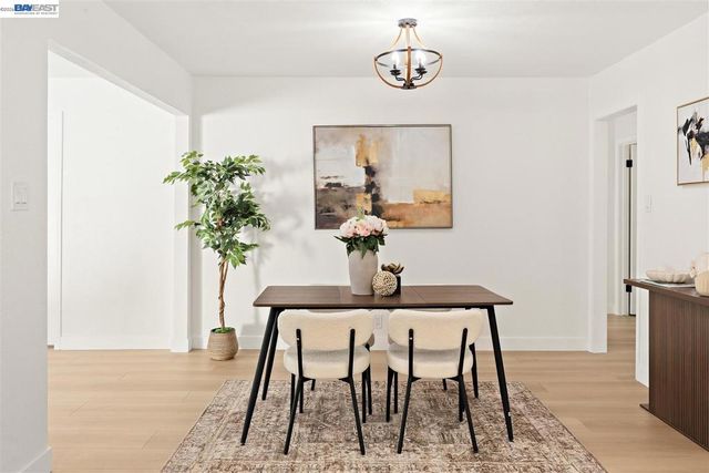 1800 Gilardy Dr, Concord, CA 94518