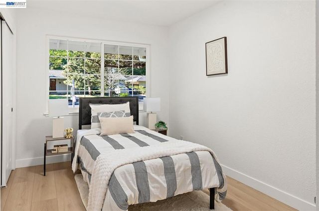 1800 Gilardy Dr, Concord, CA 94518