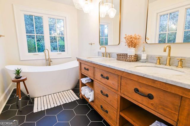 525 King Avenue, Athens, GA 30606