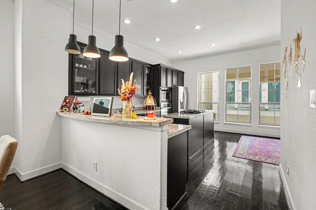 906 Patterson Street, Houston, TX 77007