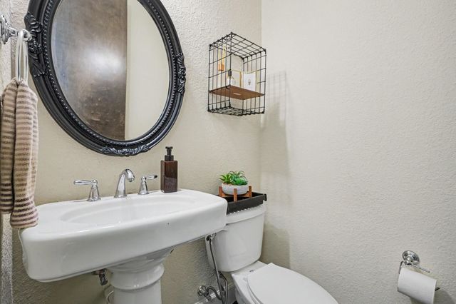 906 Patterson Street, Houston, TX 77007