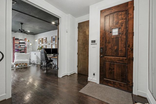 906 Patterson Street, Houston, TX 77007