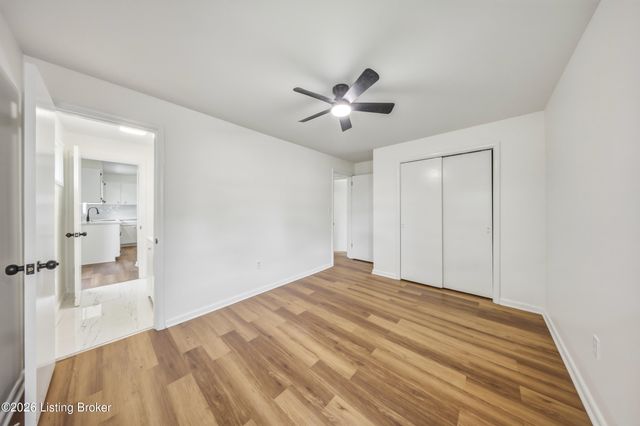 4105 Burrell Dr, Louisville, KY 40216