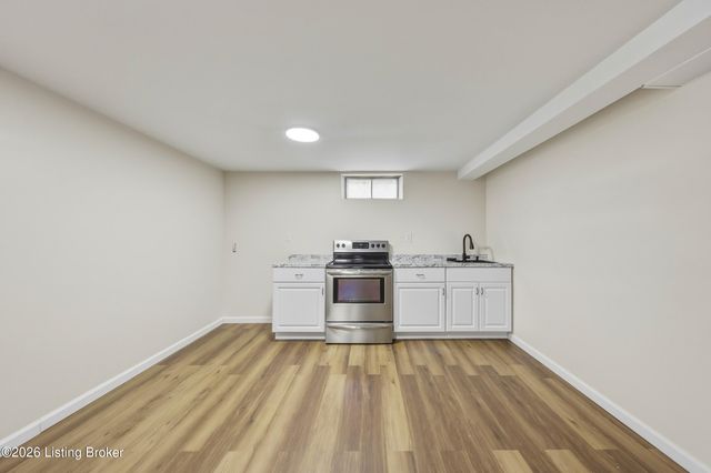 4105 Burrell Dr, Louisville, KY 40216