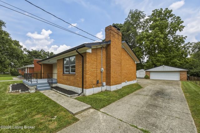 4105 Burrell Dr, Louisville, KY 40216