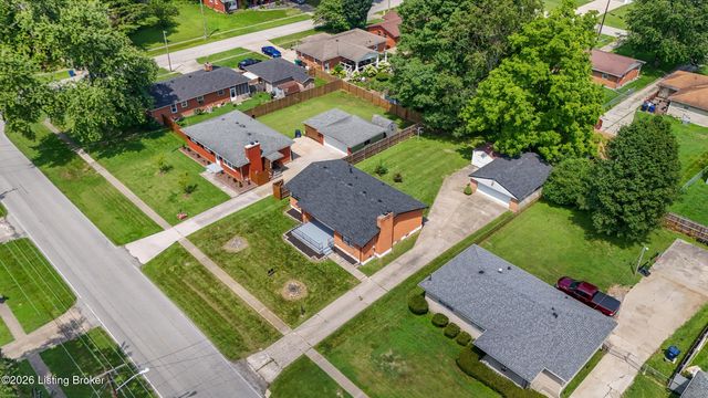 4105 Burrell Dr, Louisville, KY 40216