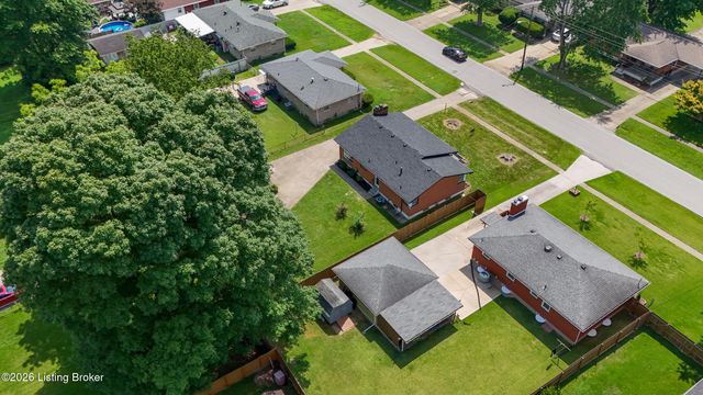 4105 Burrell Dr, Louisville, KY 40216