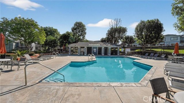 1761 Forum Way D, Corona, CA 92881