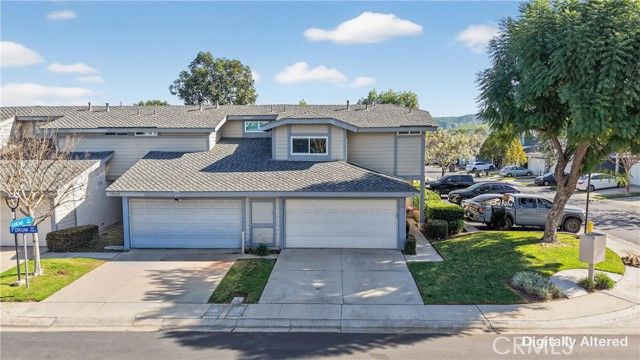 1761 Forum Way D, Corona, CA 92881