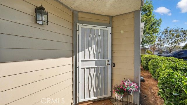 1761 Forum Way D, Corona, CA 92881