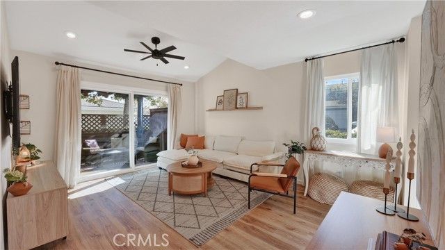 1761 Forum Way D, Corona, CA 92881