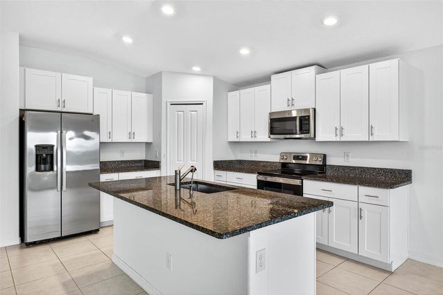 9907 BRANCHING SHIP TRACE, Wesley Chapel, FL 33545