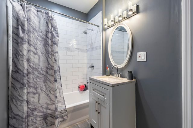 4832 Northcote Avenue, East Chicago, IN 46312