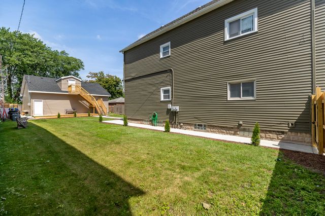 4832 Northcote Avenue, East Chicago, IN 46312