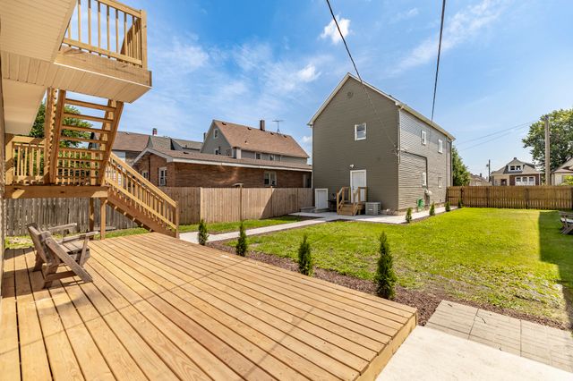 4832 Northcote Avenue, East Chicago, IN 46312