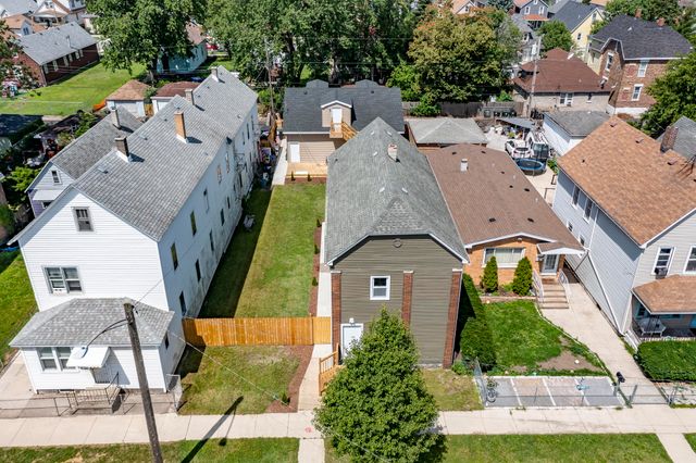 4832 Northcote Avenue, East Chicago, IN 46312