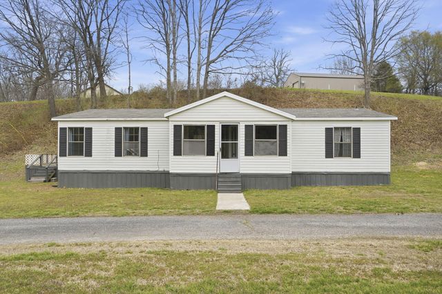 176 S Essex Road, Nixa, MO 65714