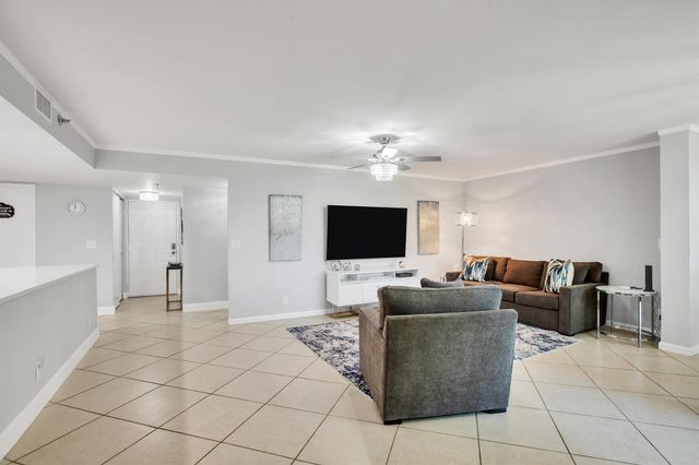 955 Egret Circle 104, Delray Beach, FL 33444